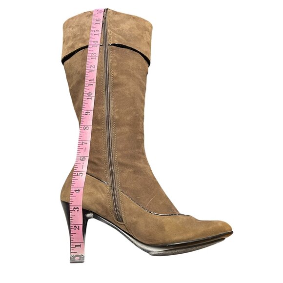 SOLF.Women Brown Suede Knee-High Heeled Boots Size 7.5   & Button Details - Picture 5 of 13